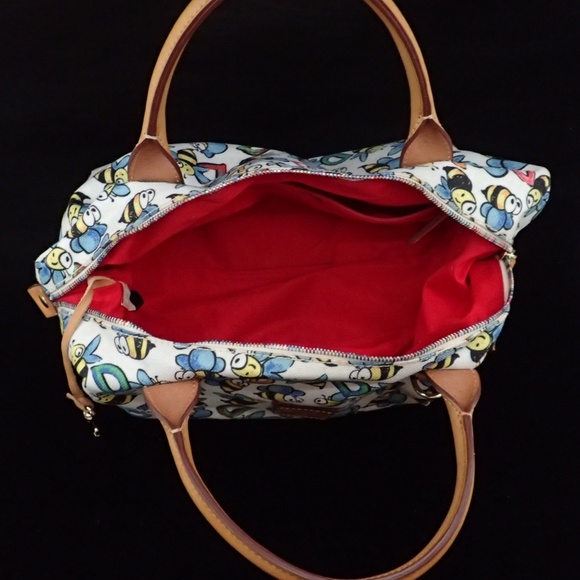❌SOLD❌ Dooney and Bourke Bumblebee Bag - EUC - Picture 7 of 8